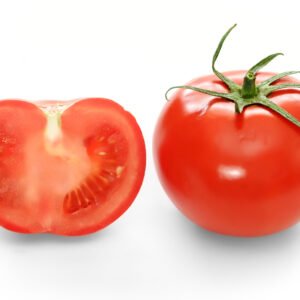 Ana Sayfa bright red tomato and cross section02.jpg